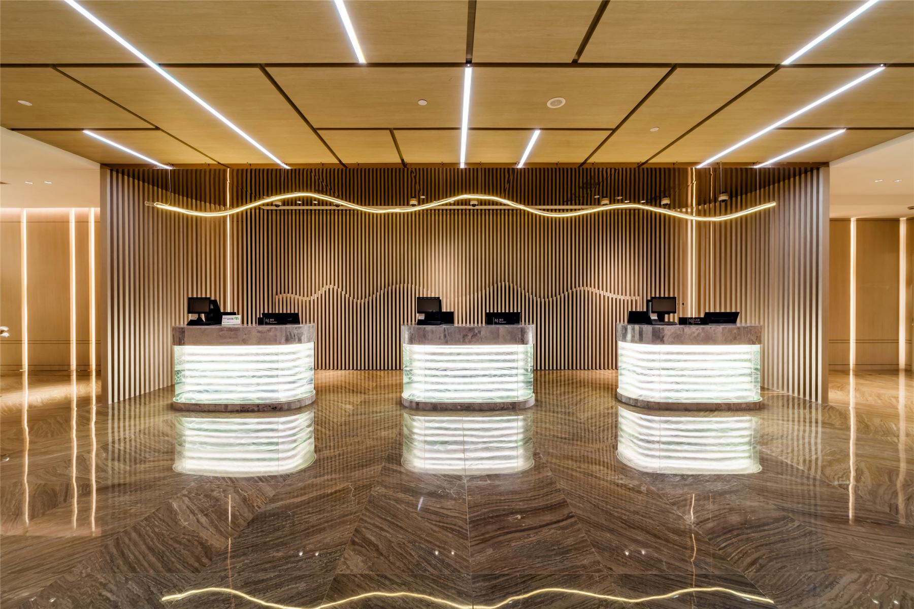 亚洲男女在线观看视频