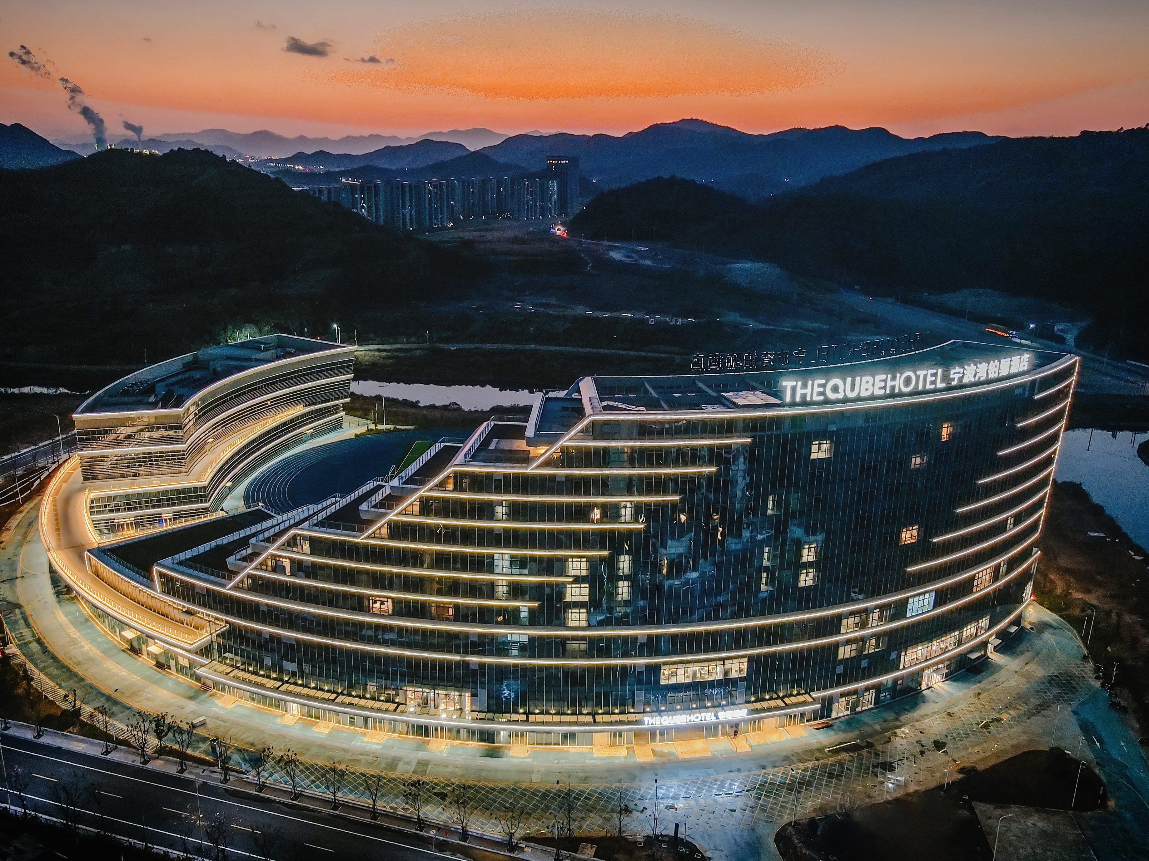 亚洲男女在线观看视频